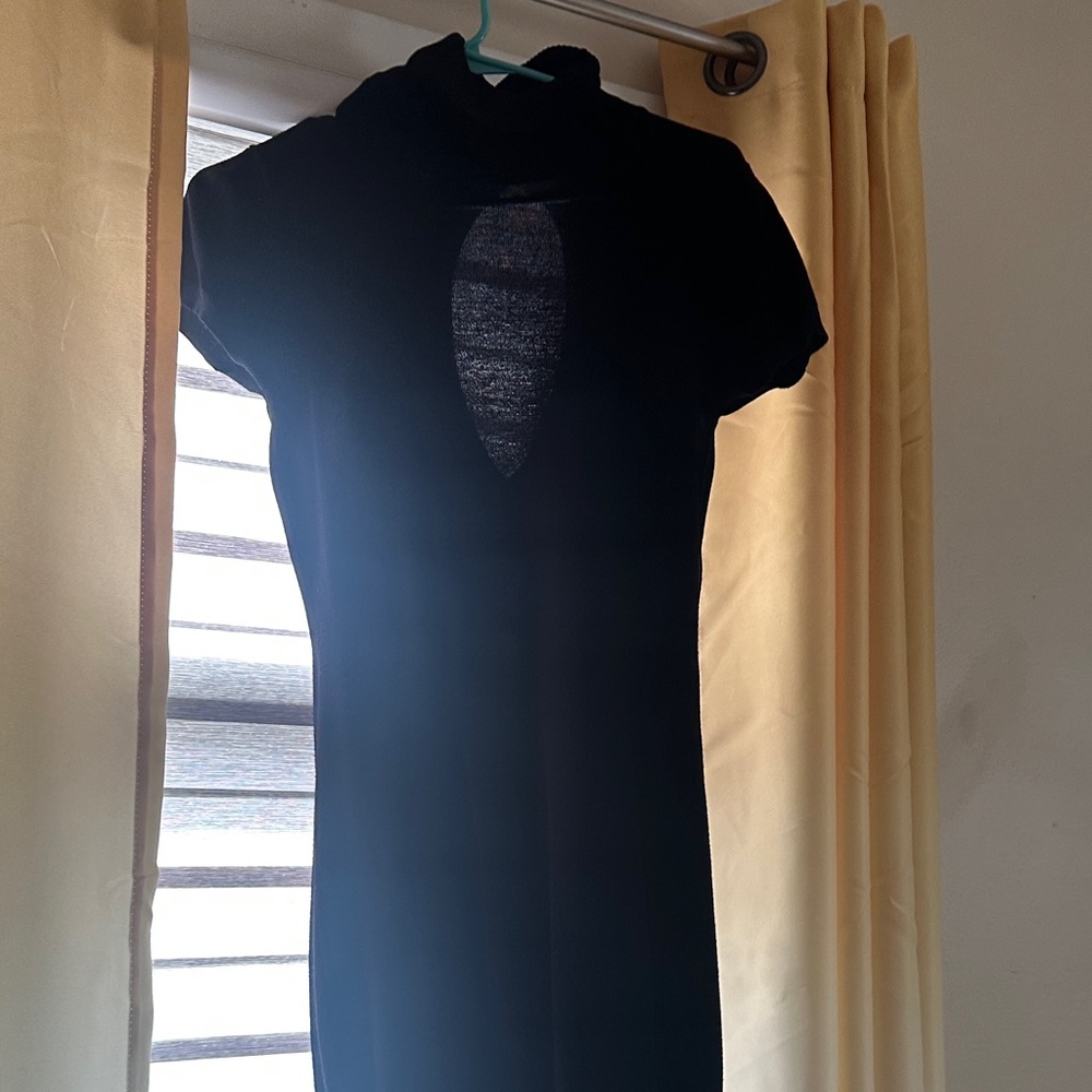 VENUS Black Long Sleeve Dress